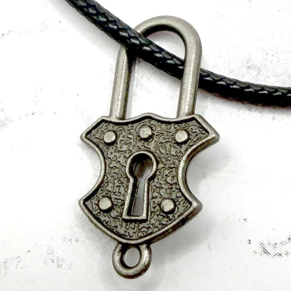 Padlock Necklace Keyhole Pendant‎ Gothic Dark Academia Black Cord